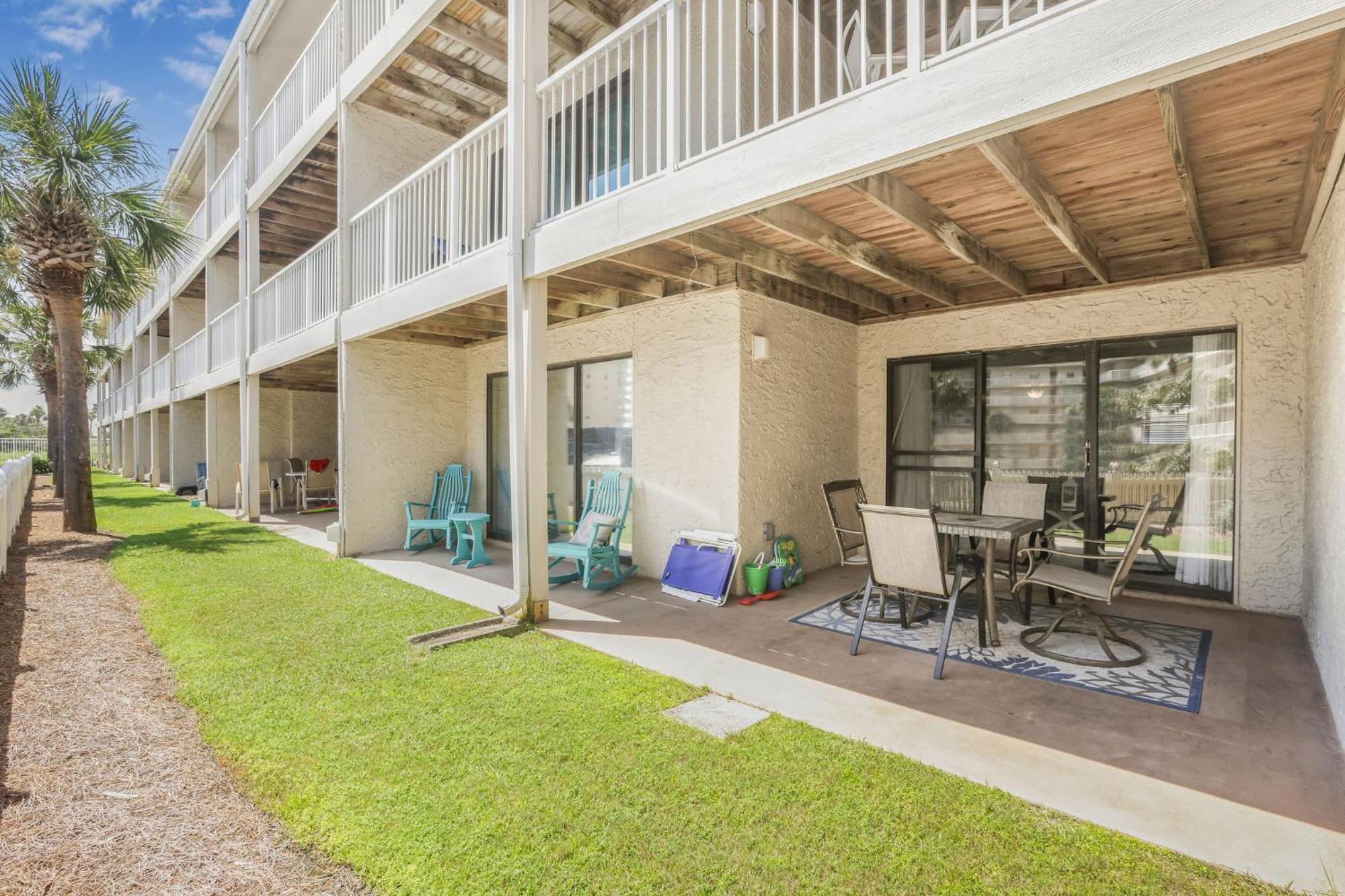 Seaside 2102- Beachside Ground Floor Holiday home *